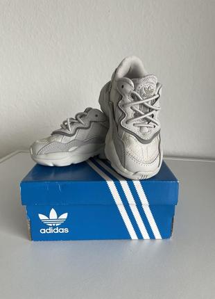 Кроссовки adidas