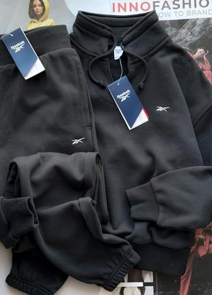 Хлопковый спортивный костюм reebok