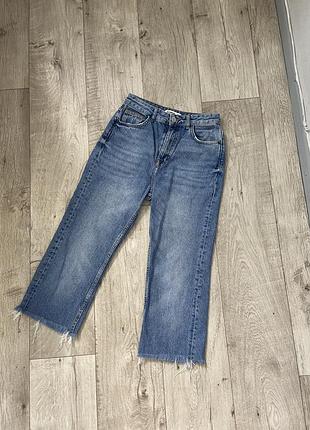 Укороченные джинсы с необработанным низом pull &amp; bear размер 36 s