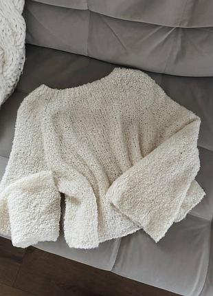 Базовый свитер оверсайз