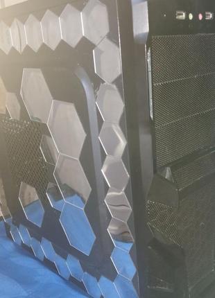 Стационарный пк сборник 10 винда, монитор самсунг, беспроводная клавиатура и мышка genius.