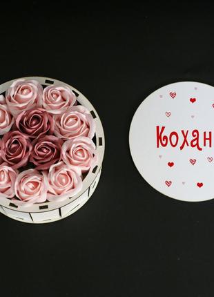 Мыльные розы в деревянной коробочке