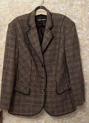 Шерстяной пиджак burberry  жакет  gerry veber батал