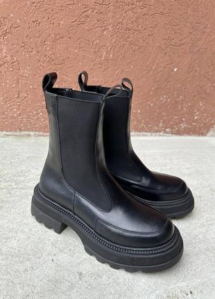 Зимние черные челси