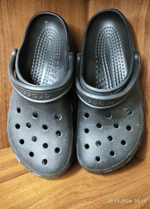 Crocs