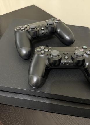 Ігрова приставка sony playstation 4 slim 1000 gb. 2 джойстики + 2 гри