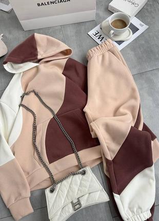 Спортивний костюм