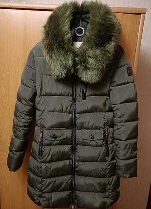 Зимова куртка пальто