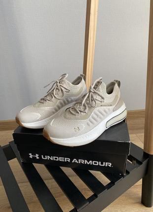 Under armour мужские кроссовки (новые,оригинал)