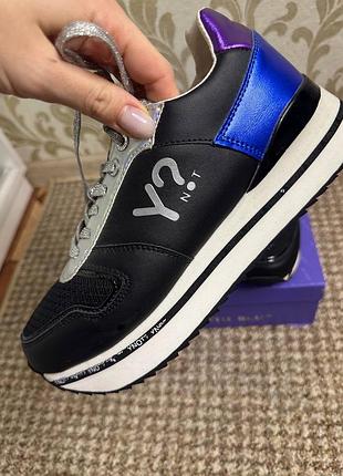 Кросівки жіночі на платформі