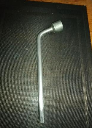 Балонний ключ 21