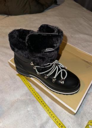 Зимові сапожки michael kors