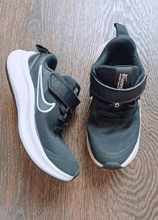 Кросівки nike