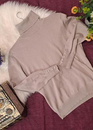 Гольф-водолазка з перлинами на рукавах