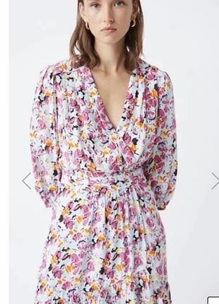 Яркое платье в цветы с пышным рукавом suncoo paris