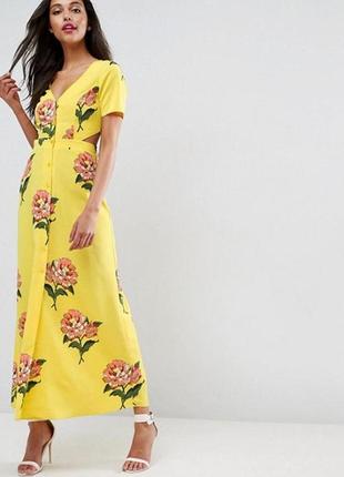 Платье халат макси с открытой спиной в цветочный принт asos