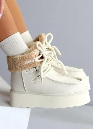 Угги женские на шнуровке