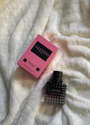 Розпив valentino donna born in roma intense