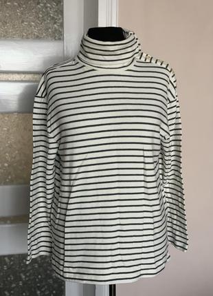 Женская трикотажная кофта под шею