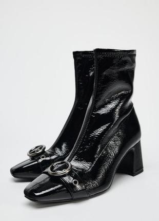 Черевики жіночі чорні лаковані zara new