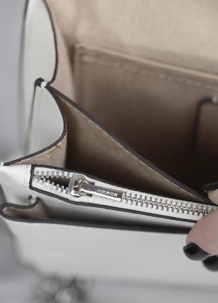 Кожаная белая сумка коач coach klare9 фото