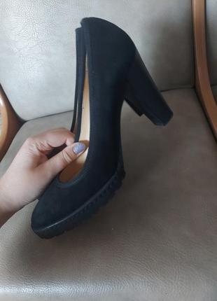 Замшевые туфли прошытые