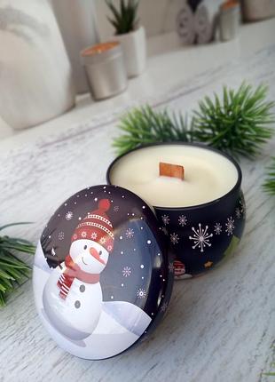 Новорічна соєва ароматична свічка з дерев'яним фітілем, об'єм 140 мл., аромат...