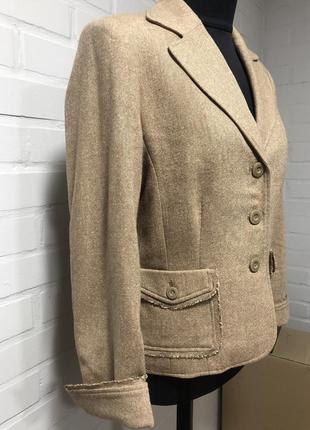 Пиджак шерсть цвета кэмэл