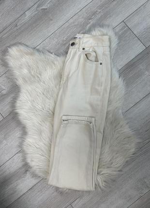 Джинси від pullbear