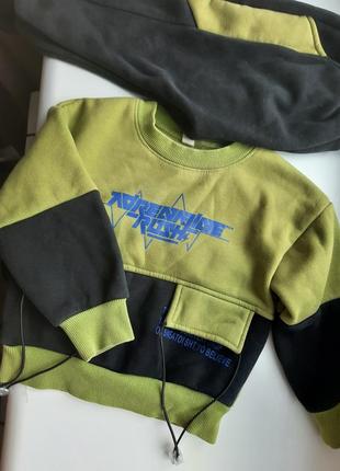 Дуже теплий спортивний костюм