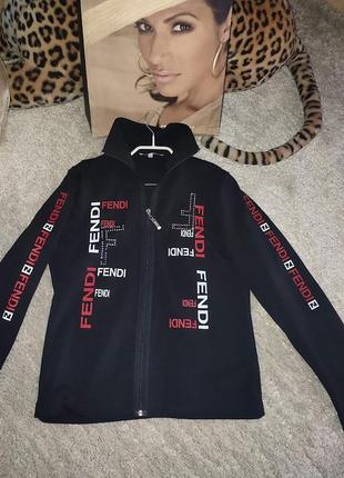 Шикарная кофта fendi