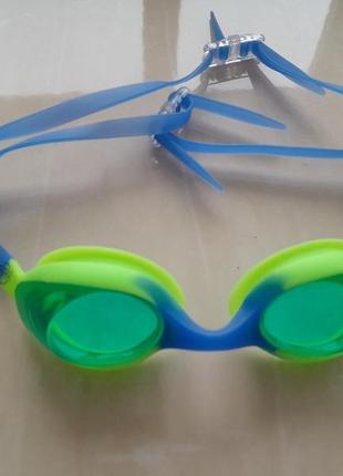 Окуляри для плавання, фірми splash