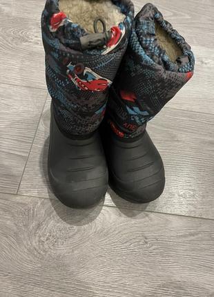 Зимові чоботи, дутики