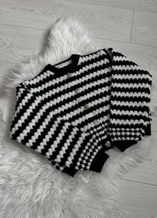 Вкорочений кардиган в смужку