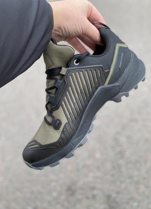 Треккинговые мужские туртстические кроссовки для походов, для хайкинга adidas outdoor terrex swift r3 40-41-42 размер7 фото