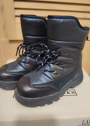 Стильні черевики,сапожки