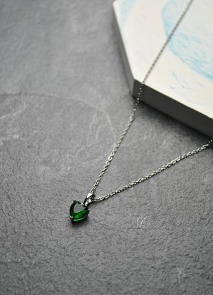 Кулон зелене серце на ланцюжку медична сталь родій (x138-3)