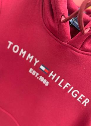 Топове чоловіче худі від бренду tommy hilfiger у двох варіаціях5 фото