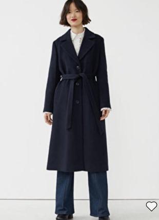 Пальто шерстяное escada