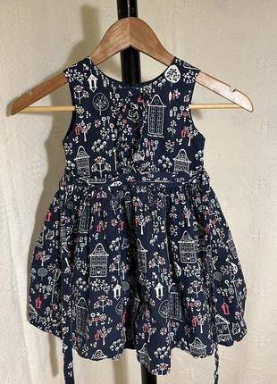 Стильное платье для девочки 4-5 р rocha