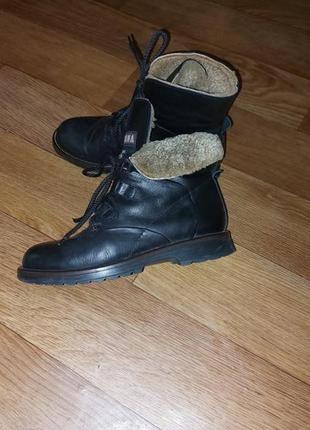 Качественные кожаные ботинки!размер 38