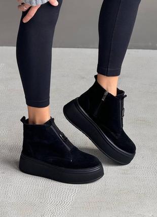 Зимние ботинки