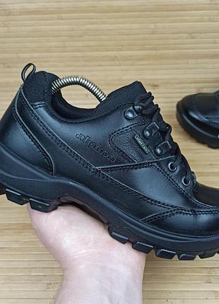 Треккинговые кроссовки alpina размер 37 (23,5 см.)