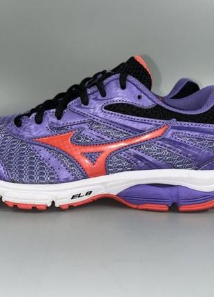 Кросівки mizuno