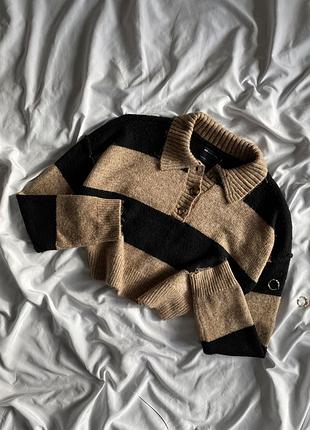 Вкорочений смугастий теплий светрик із комірцем та гудзиками, светр поло