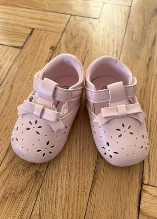 Розовые пинетки coccodrillo размер 18/19