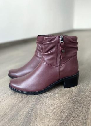 Полуботинки кожаные оригинал caprice гг.38