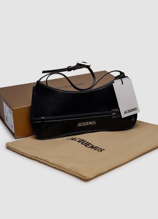 Женская черная сумка из натуральной кожи в стиле jacquemus le bisou ceinture leather shoulder bag in black