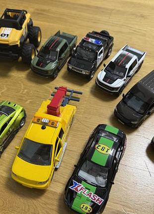 Машинки модельки