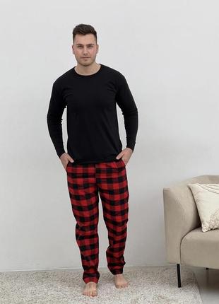 Домашня піжама для чоловіків cosy із фланелі (штани+лонгслів чорний) червоно/чорні